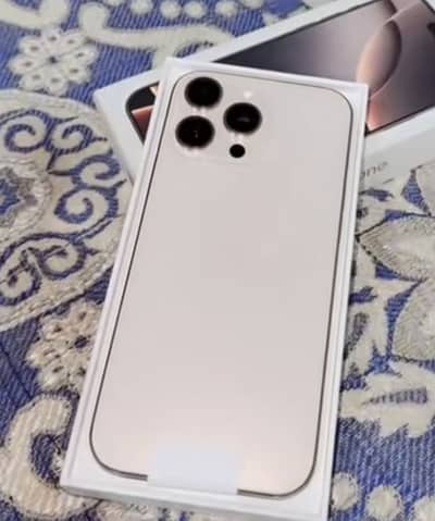 Apple iPhone 16 Pro Max