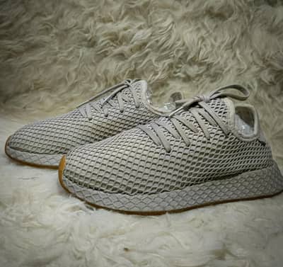 We Have All type of joggers Sneakers Slippers Sandals pumps Available