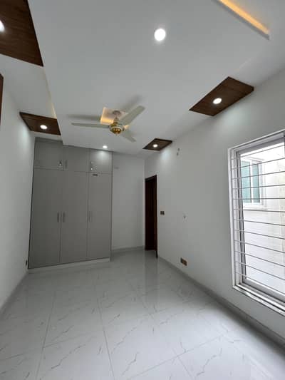 10 Marla Main Boulevard House Is Available For Sale In Gulberg Islamabad