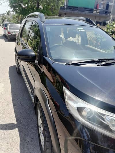 HONDA BRV MANUAL 6 SPEED 7 SEATERS ISLAMABAD NUMBER LIKE BRAND NEW