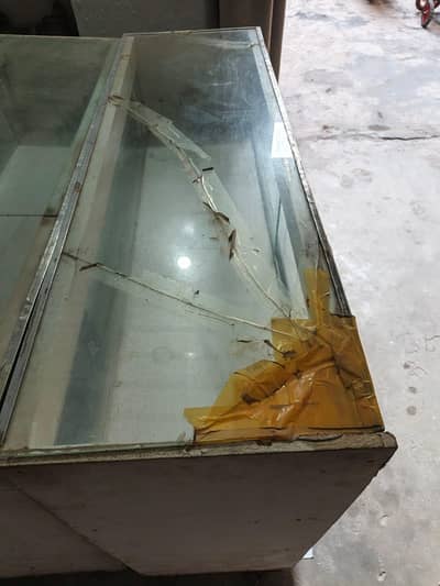 mobile accessories counter