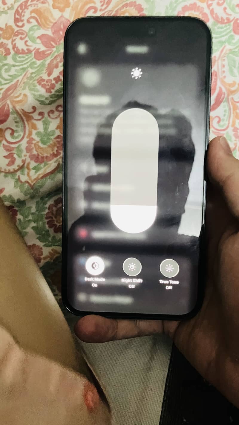 Iphone 14 pro max 3