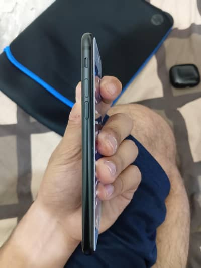 Apple iPhone SE MDM