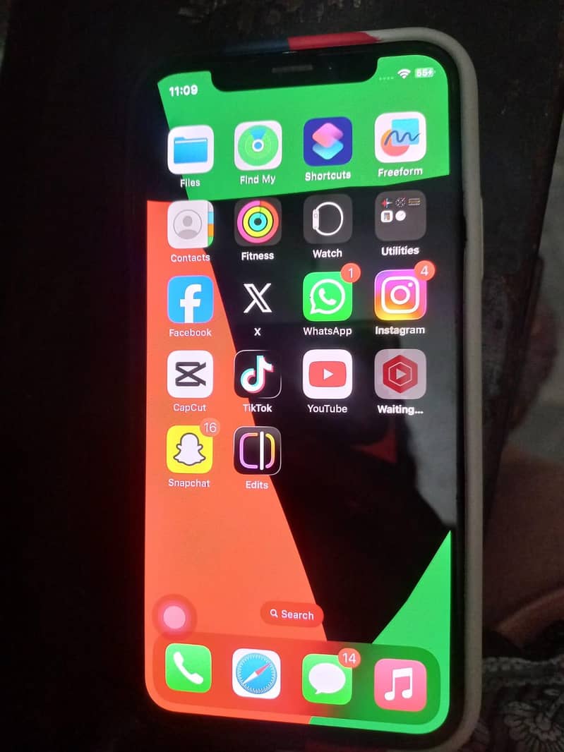 Apple iPhone X 5