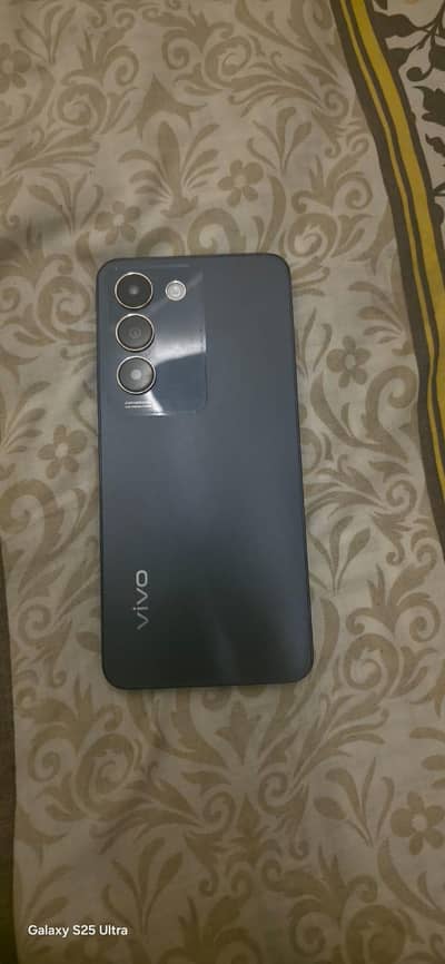 Vivo Y100