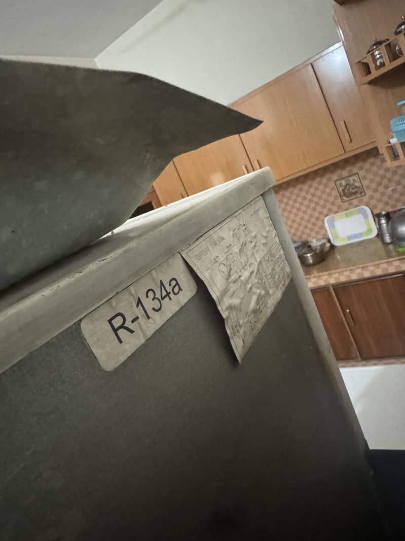 Fridge ( Medium) 0