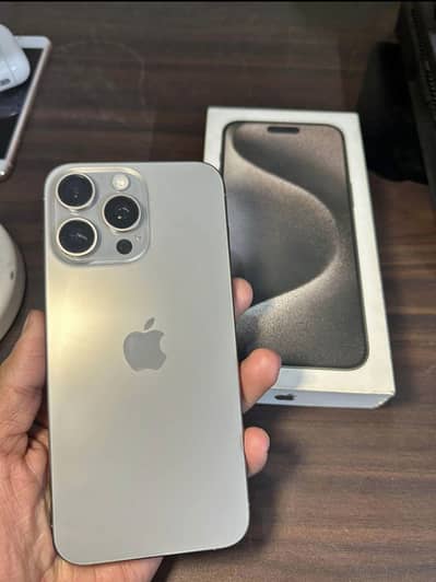 Apple iPhone 15 Pro Max