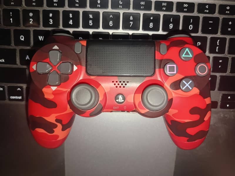 PS4 controller 10/10 No drift 0
