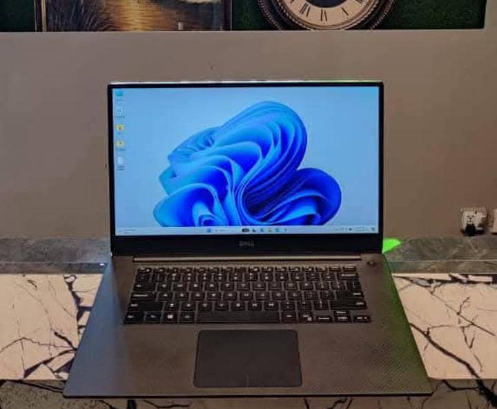 Dell Precision 5530 1