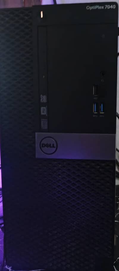 optiplex 7040 Dell i5 6th Gen PC, working tasks light gaming and other