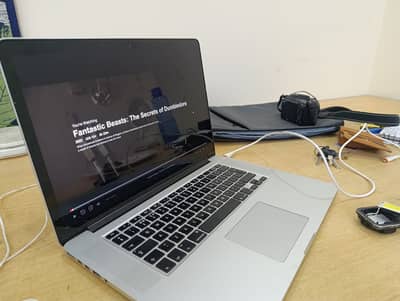 15" Macbook Pro 2015 16GB RAM 500GB SSD 2.8 GHz Core I7