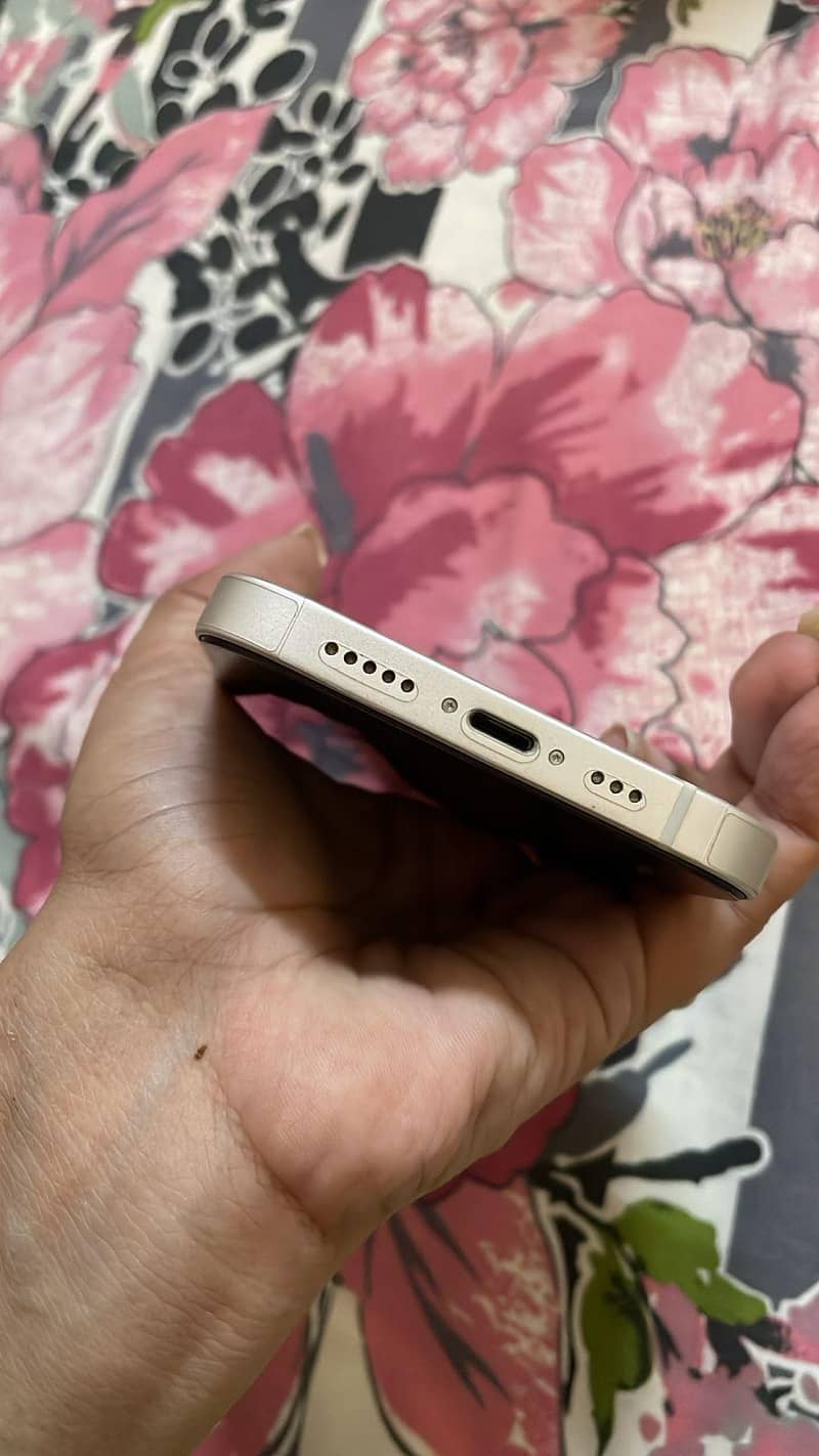 Apple iPhone 14 6
