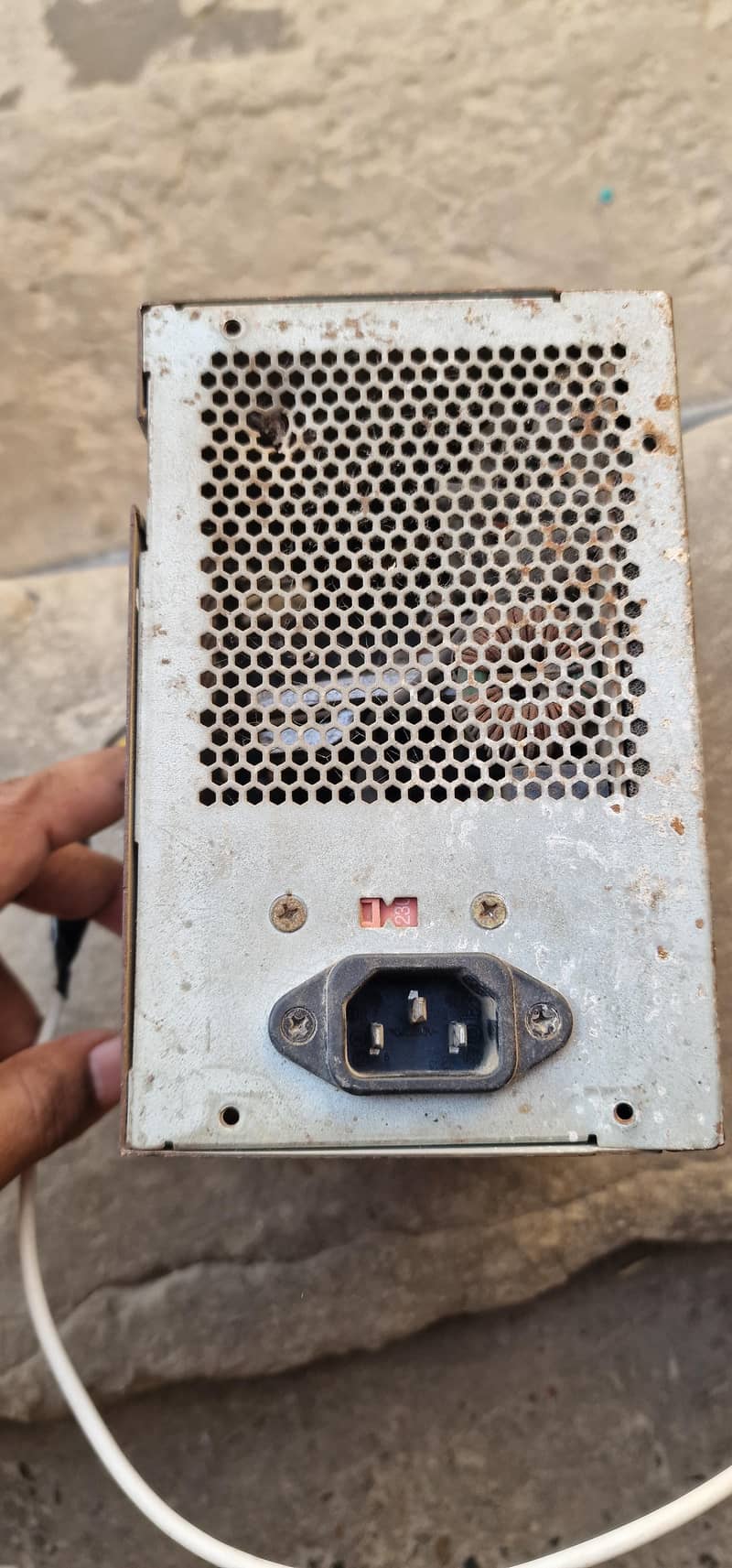 12 volt supply 1