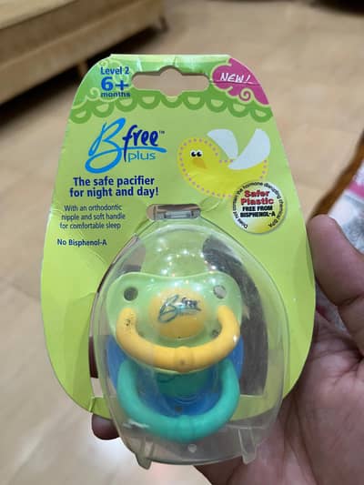imported Bfree plus premium baby pacifiers soothers 6m+vpack 2 brand n