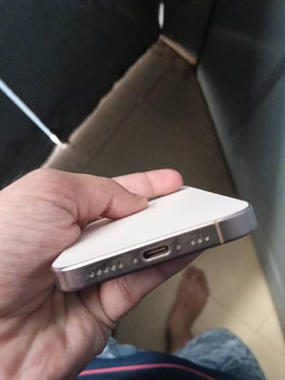 Apple iPhone 16 Pro