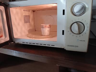 Microwave oven