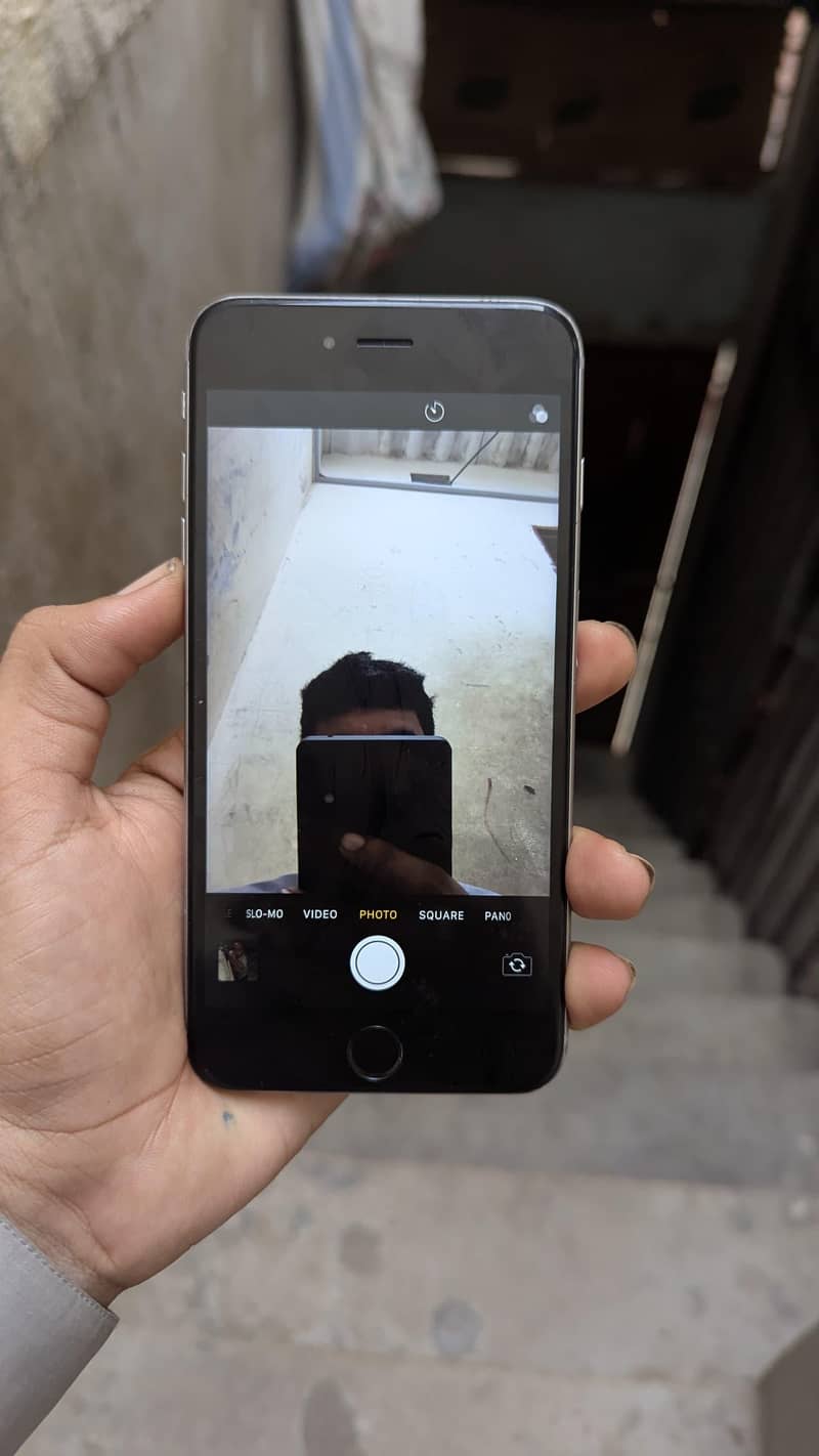 Apple iPhone 6 Plus 9