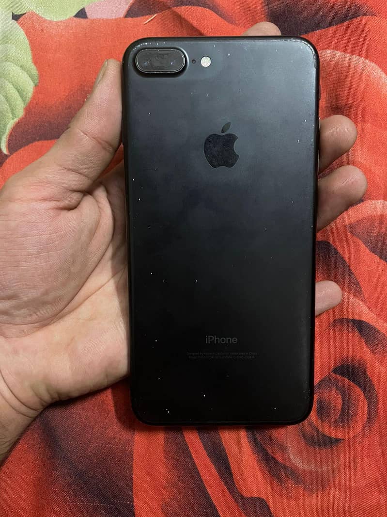 Apple iPhone 7 Plus 0