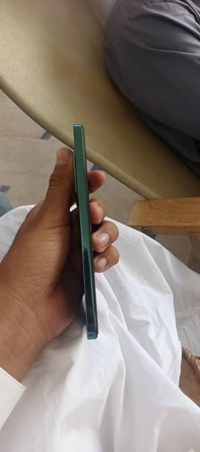 OPPO Reno12 F