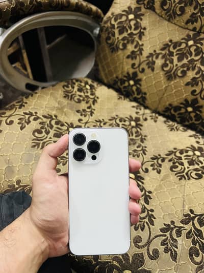 Apple iPhone 13 Pro 100 health new