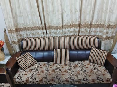 5 seater sofa set for sale slightly used like new