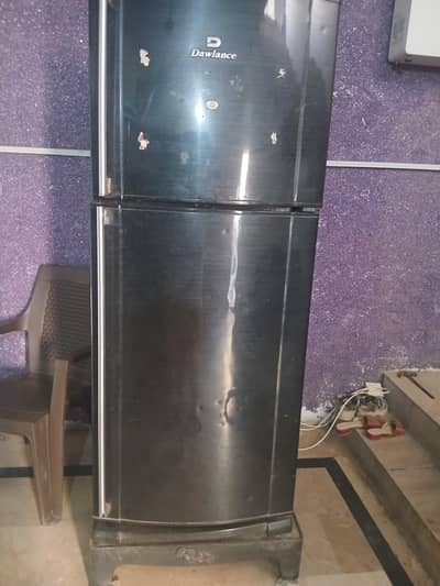 Dawlence full size fridge for sale