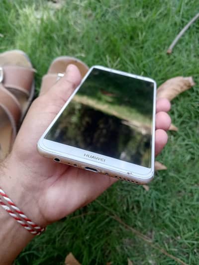 Huawei Mate 10 official proved