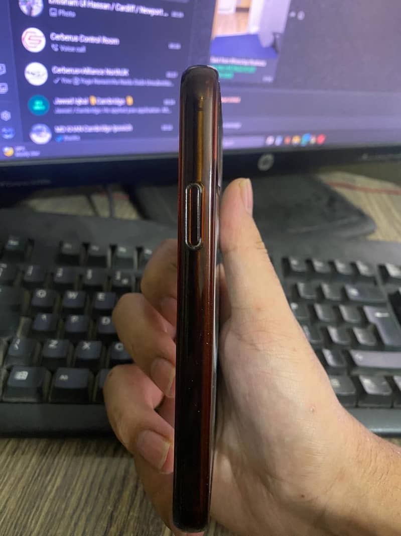 Apple iPhone 11 Pro 1