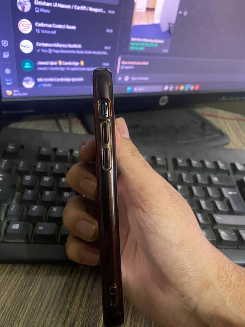 Apple iPhone 11 Pro 5