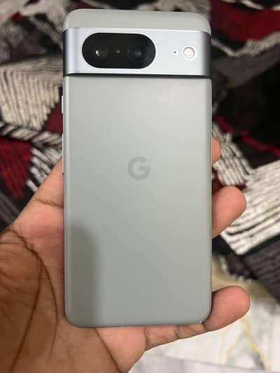 Google Pixel 8