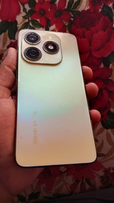 Tecno spark 20 Whatsapp 03261153600