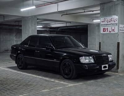Mercedes W124