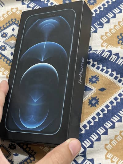 Iphone 12 pro Factory Unlock with box