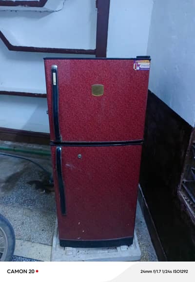 National Fridge Medium Size (Good Condition - Only Compressor Issue)