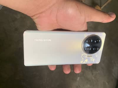 Tecno Spark 20 pro plus