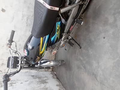 saaf bike hai urgent sell Whatsapp 03466650073