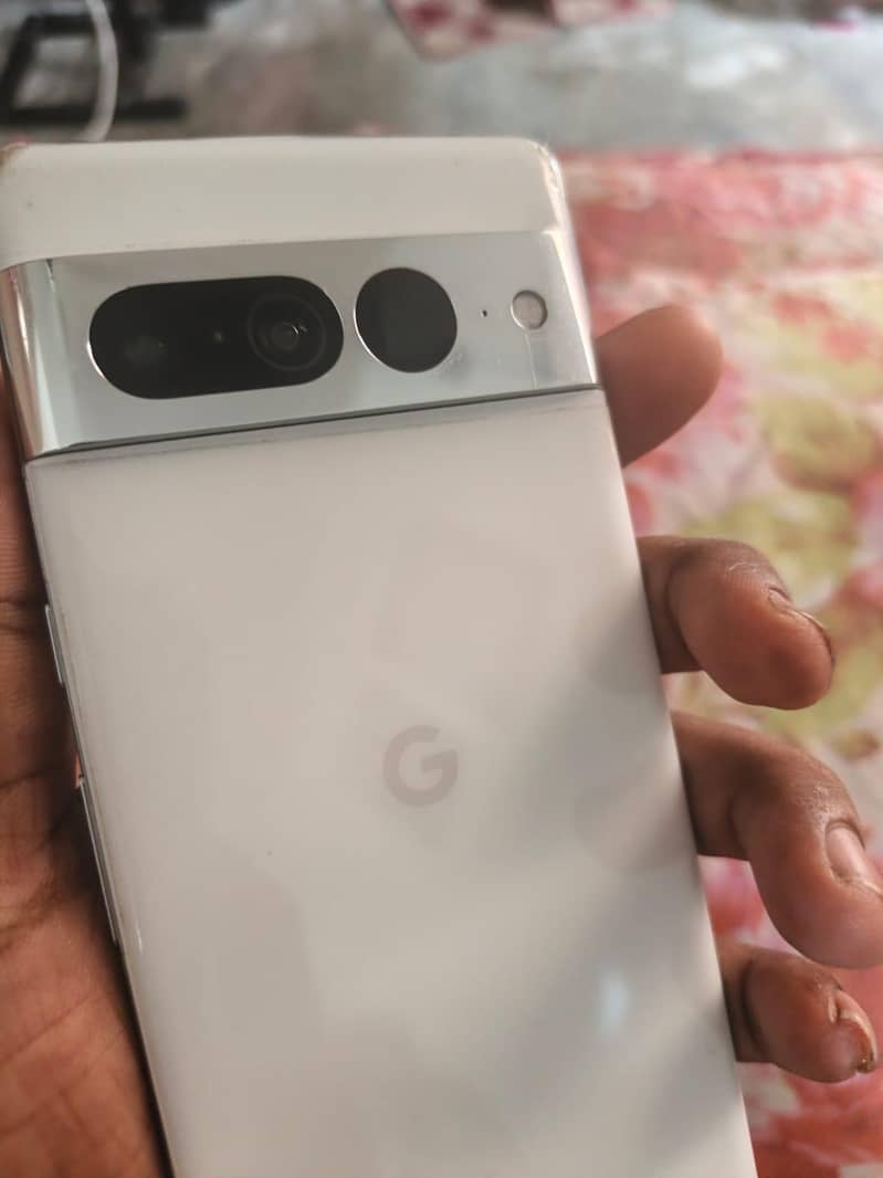 Google Pixel 7 Pro 4