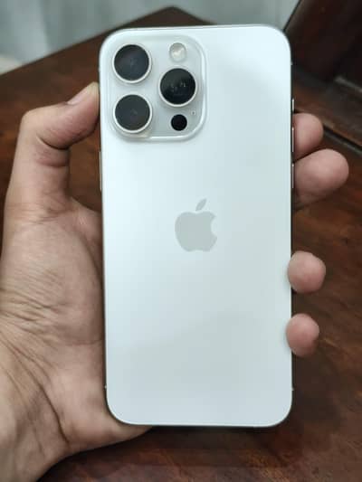 Apple iPhone 15 Pro Max