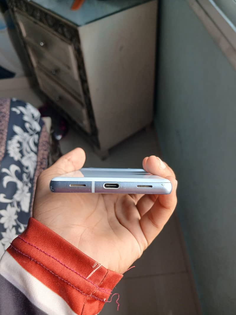 Google Pixel 7a 3