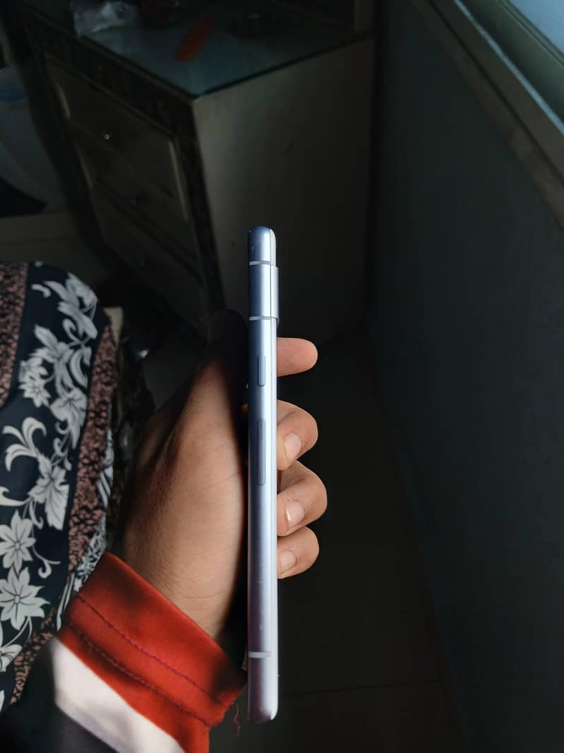 Google Pixel 7a 4