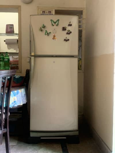 Dawlance Large sized Refrigerator