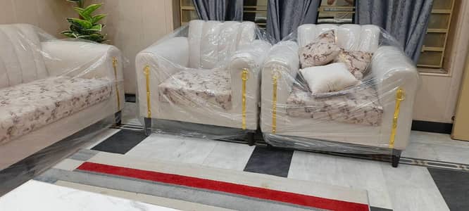 5 seater Sofa set brand new condition never used