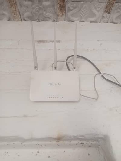 Tenda F3 Wi-Fi Router Full Working Condition