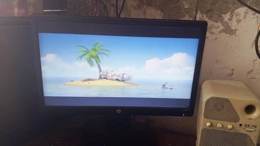 Intel i3 6th gen Pc with LCD  23" white