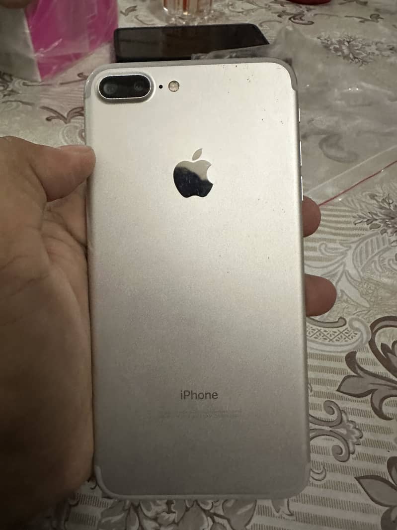 iPhone 7 Plus 2