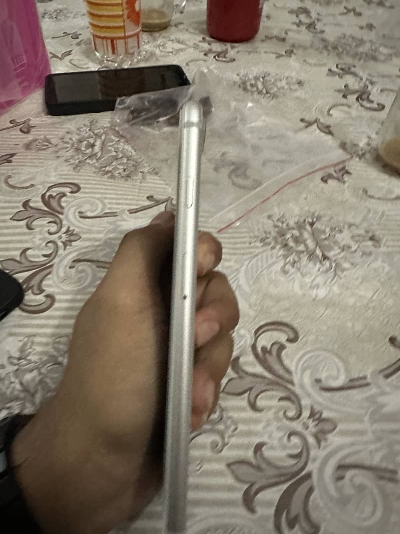 iPhone 7 Plus 4