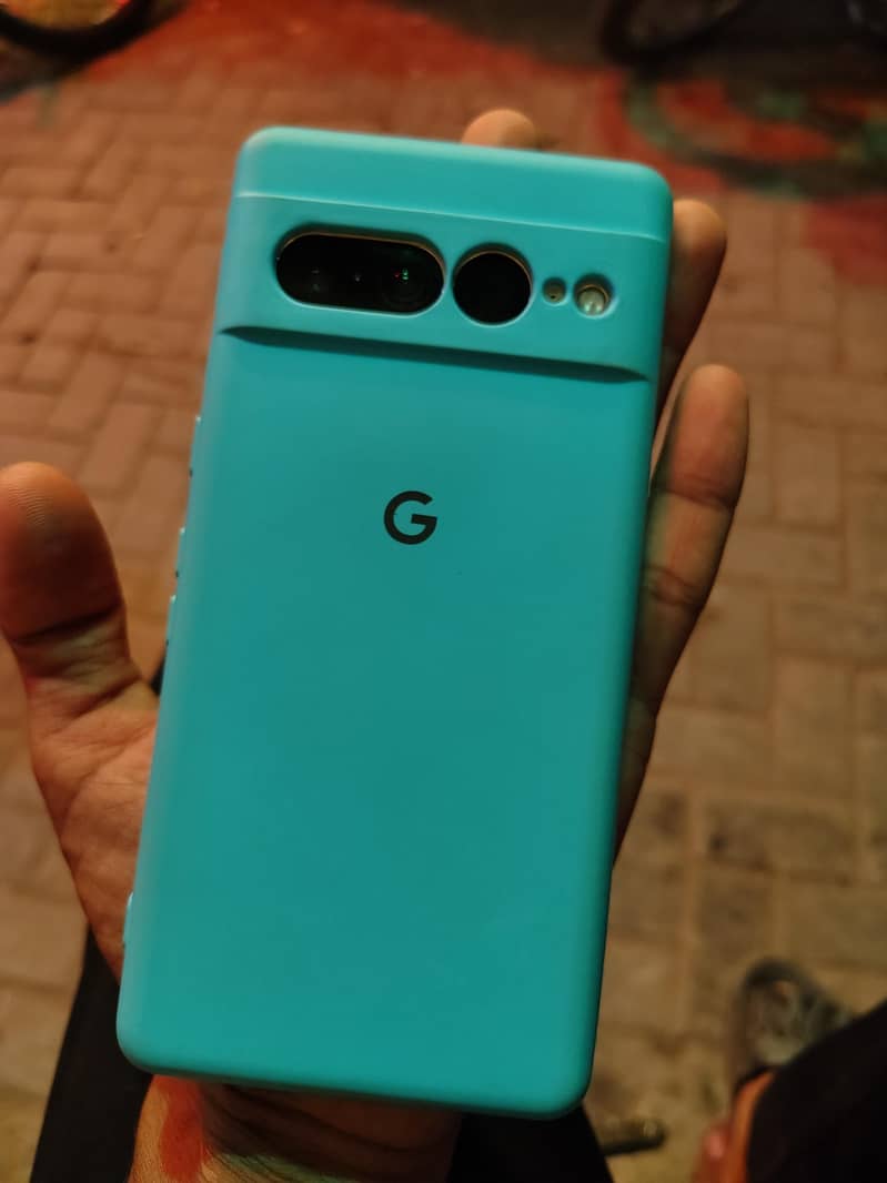 Google Pixel 7 Pro 6