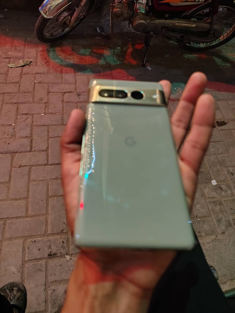 Google Pixel 7 Pro 7