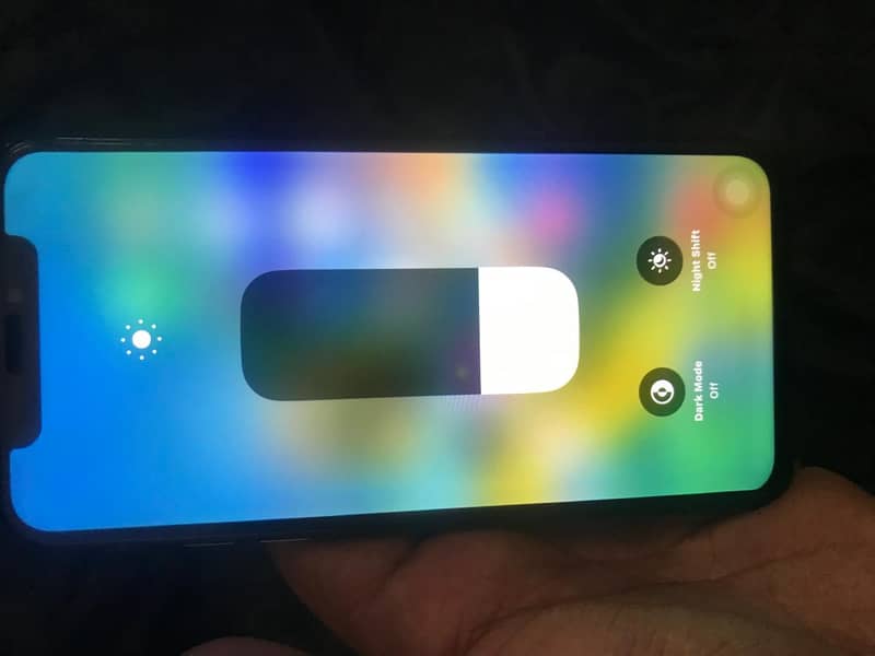Apple iPhone X 4