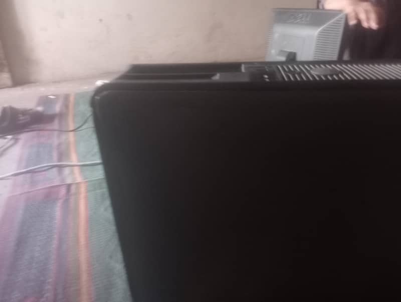 used for computer  serf offer Multan 8